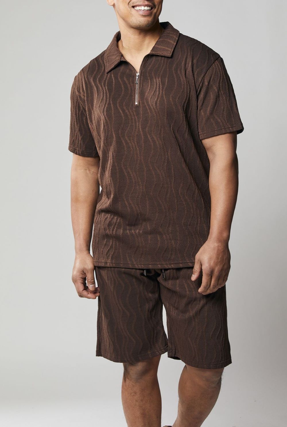 Stacy Adams - Men's Chocolate Jacquard Zip Polo Short Set