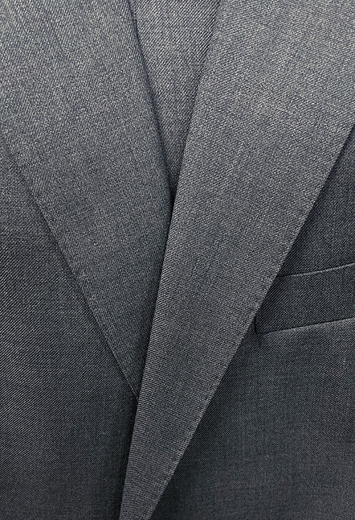 Renoir Bevagna classic gray 100% virgin wool regular fit pick stitched suit. An affordable deal for professionals.