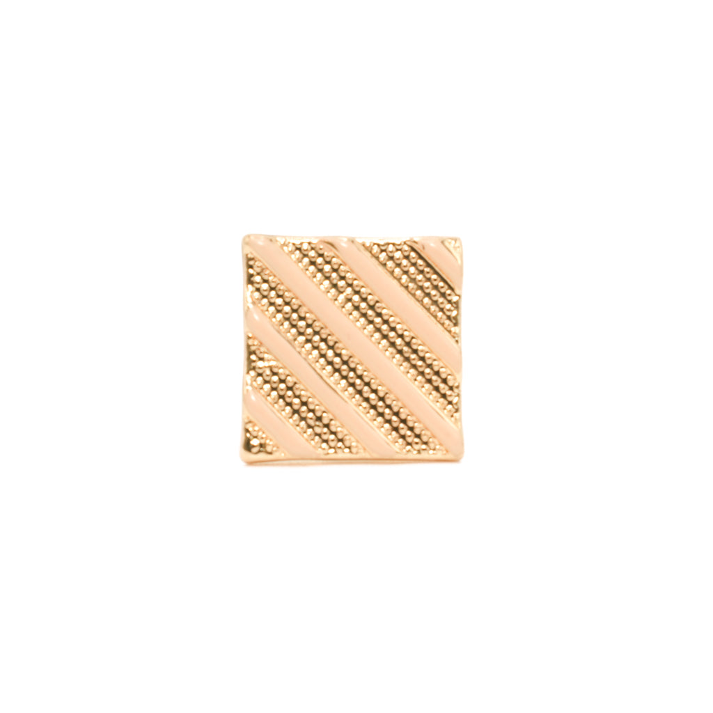 accessory front view