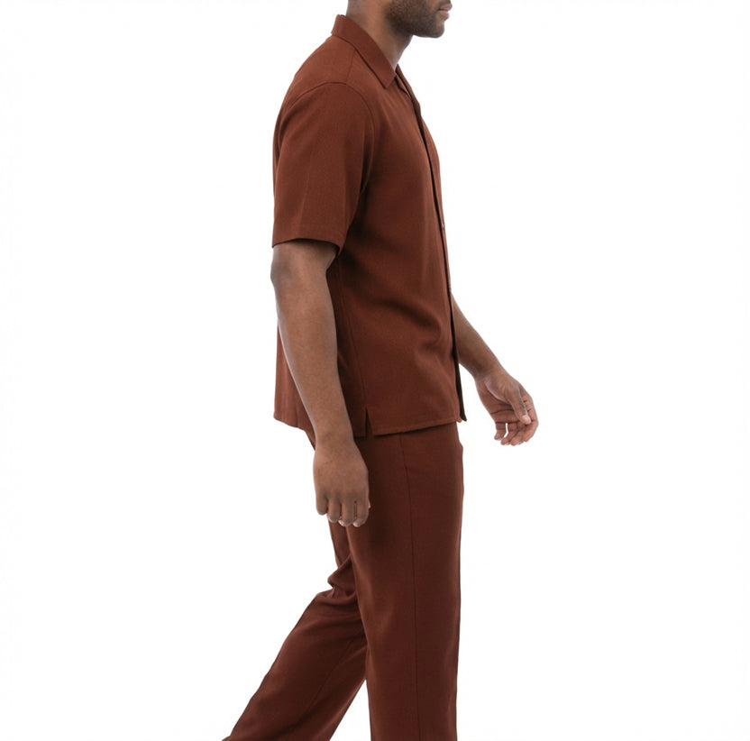 A detailed close-up view of the solid maroon collar and button on the Short Sleeve Summer Walking Suit Set.