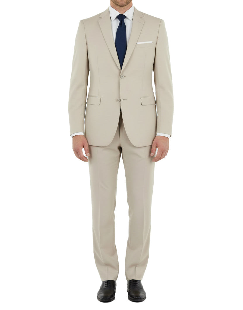 Maeza Sand Regular Fit 2-Piece Suit detail: luxurious fabric, classic notch lapel, elegant tie, and tailored pants.