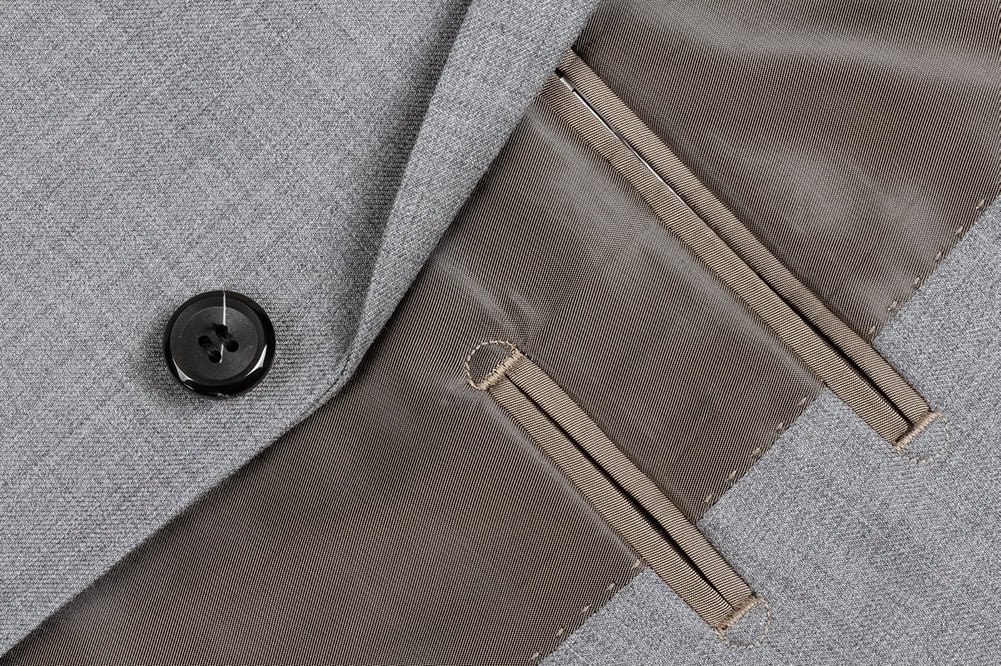 Bevagna Collection - Light Gray 100% Virgin Wool Regular Fit Pick Stitch 2 Piece Suit 2 Button